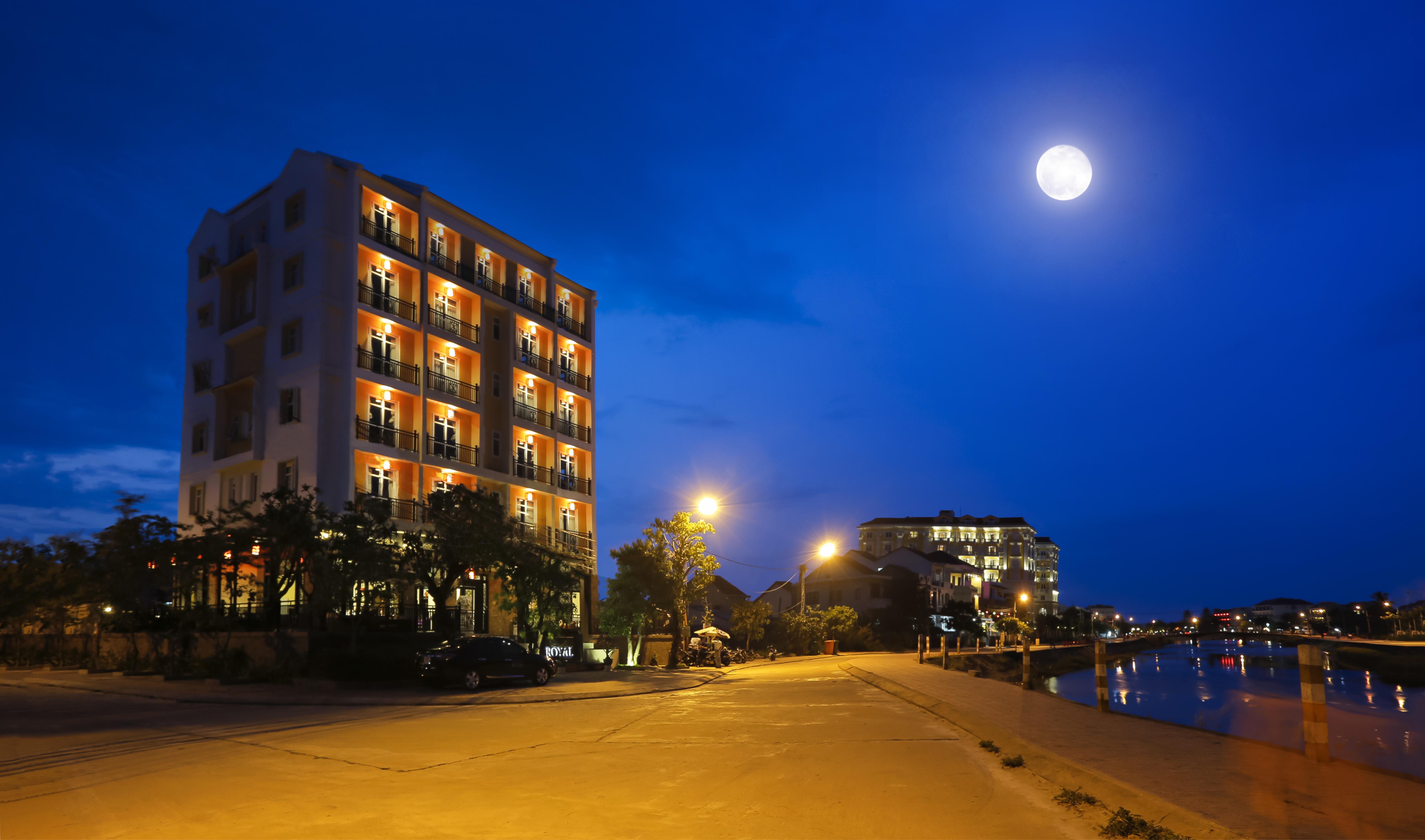 Royal Riverside Hoi An Hotel & Spa Luaran gambar