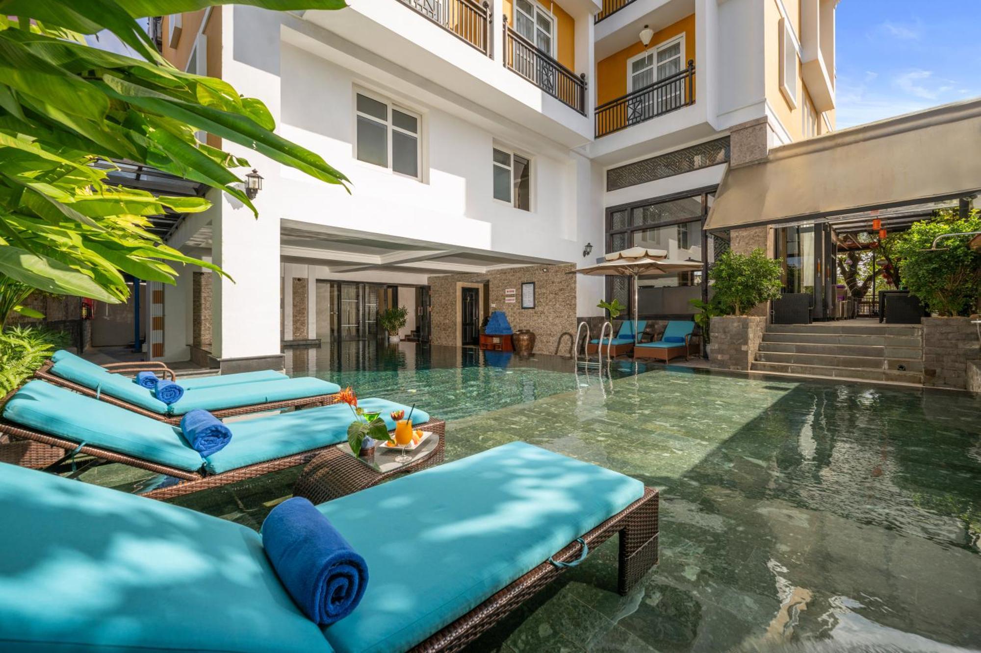 Royal Riverside Hoi An Hotel & Spa Luaran gambar